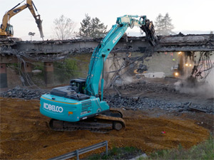 Pásové rypadlo kobelco SK350LC